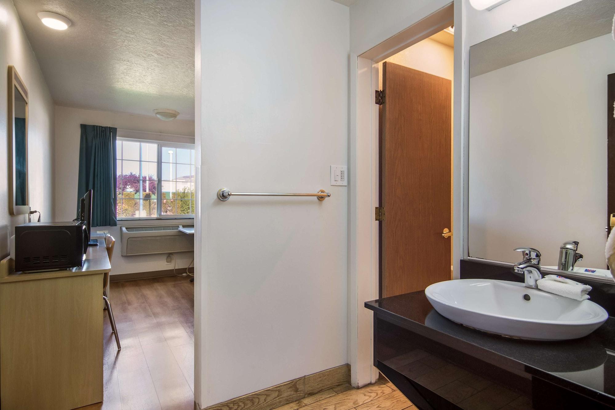 Motel 6-The Dalles, Or Экстерьер фото