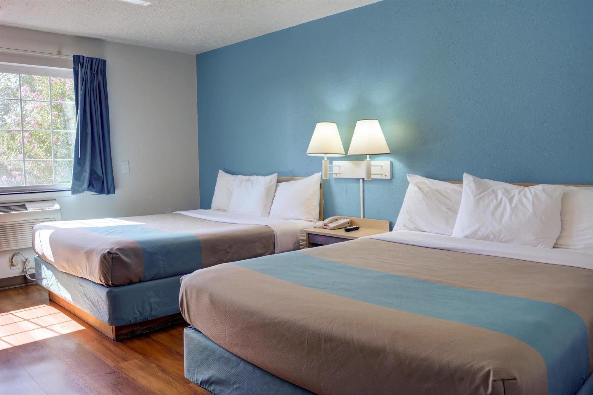 Motel 6-The Dalles, Or Экстерьер фото