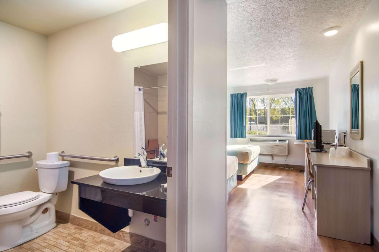 Motel 6-The Dalles, Or Экстерьер фото